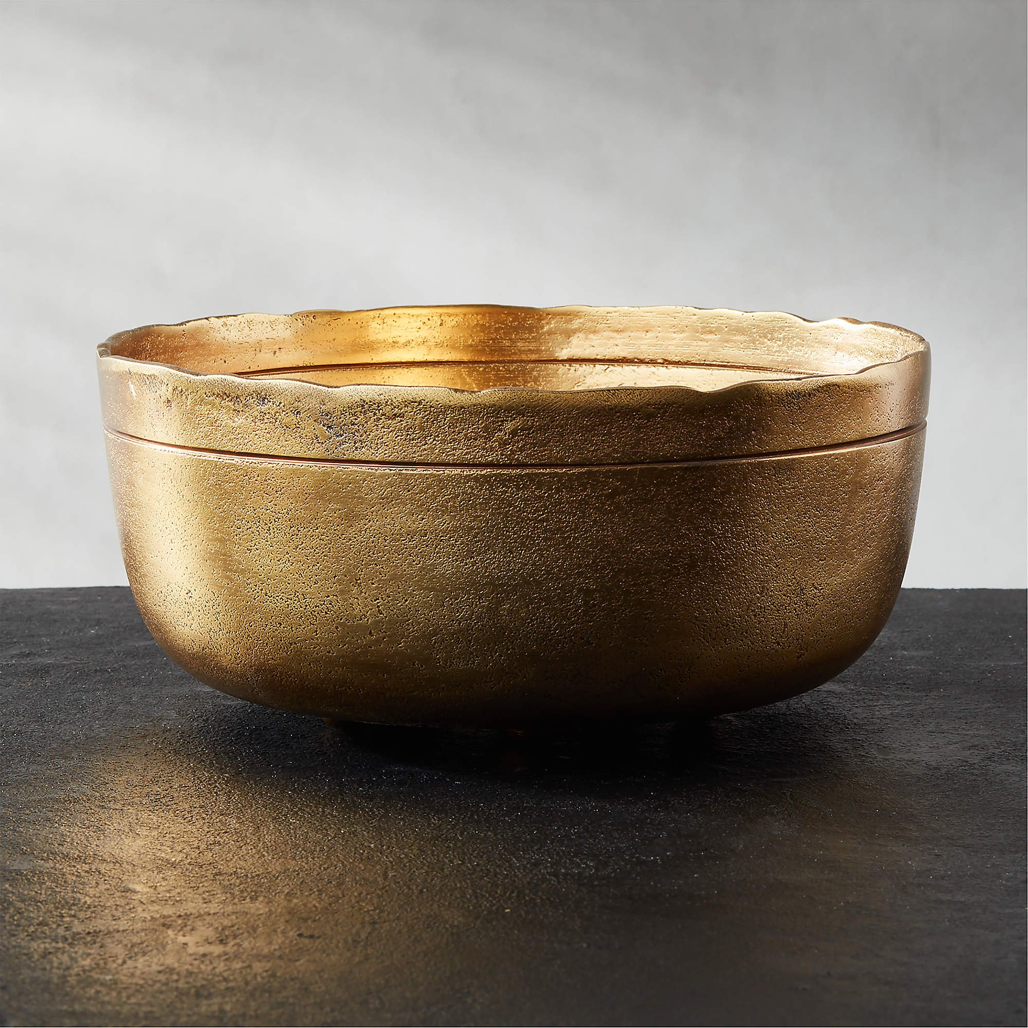 tors-bronze-cast-aluminum-serving-bowl.jpg