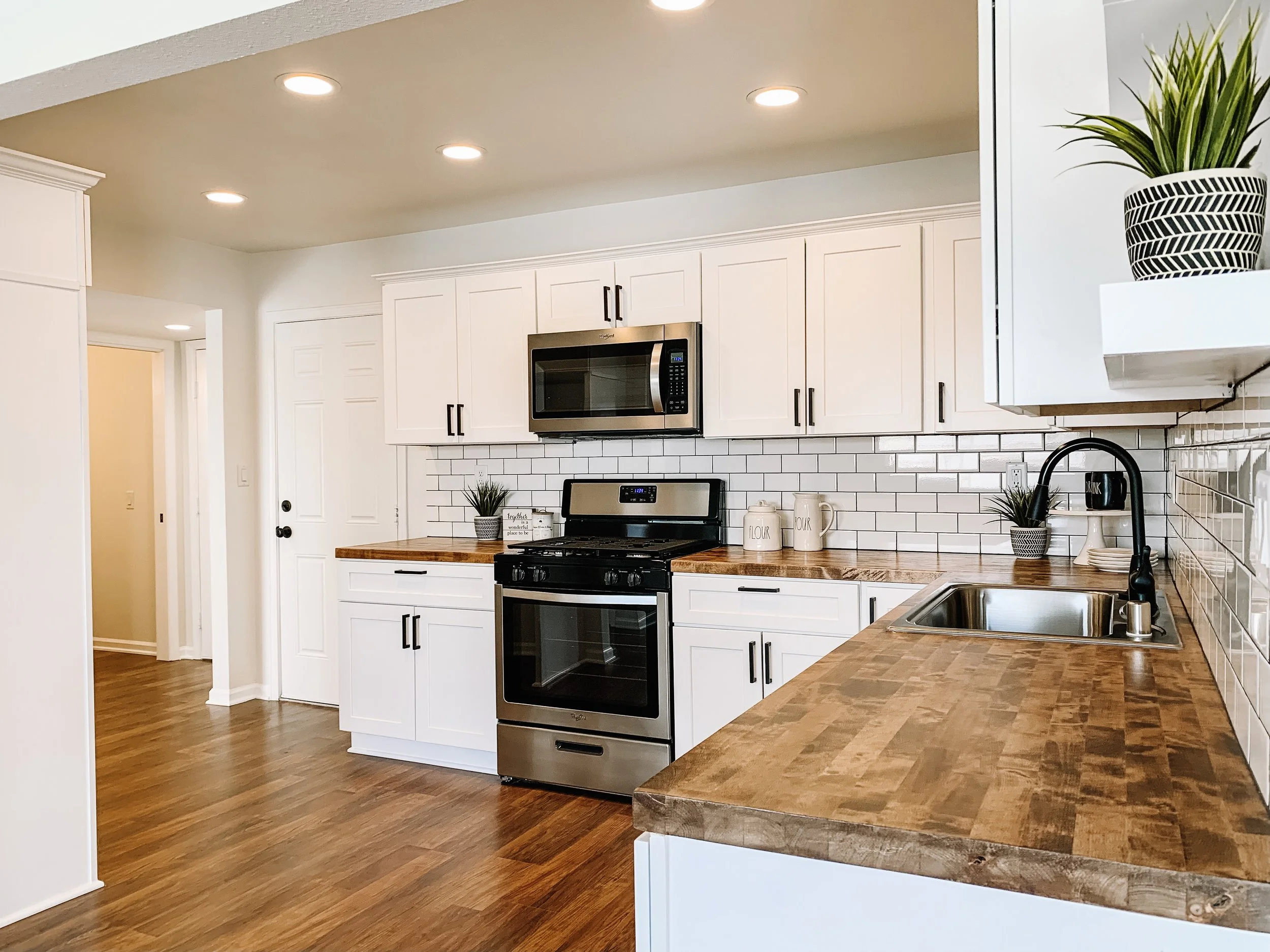 39074 Willowvale Rd. Palmdale - SOLD