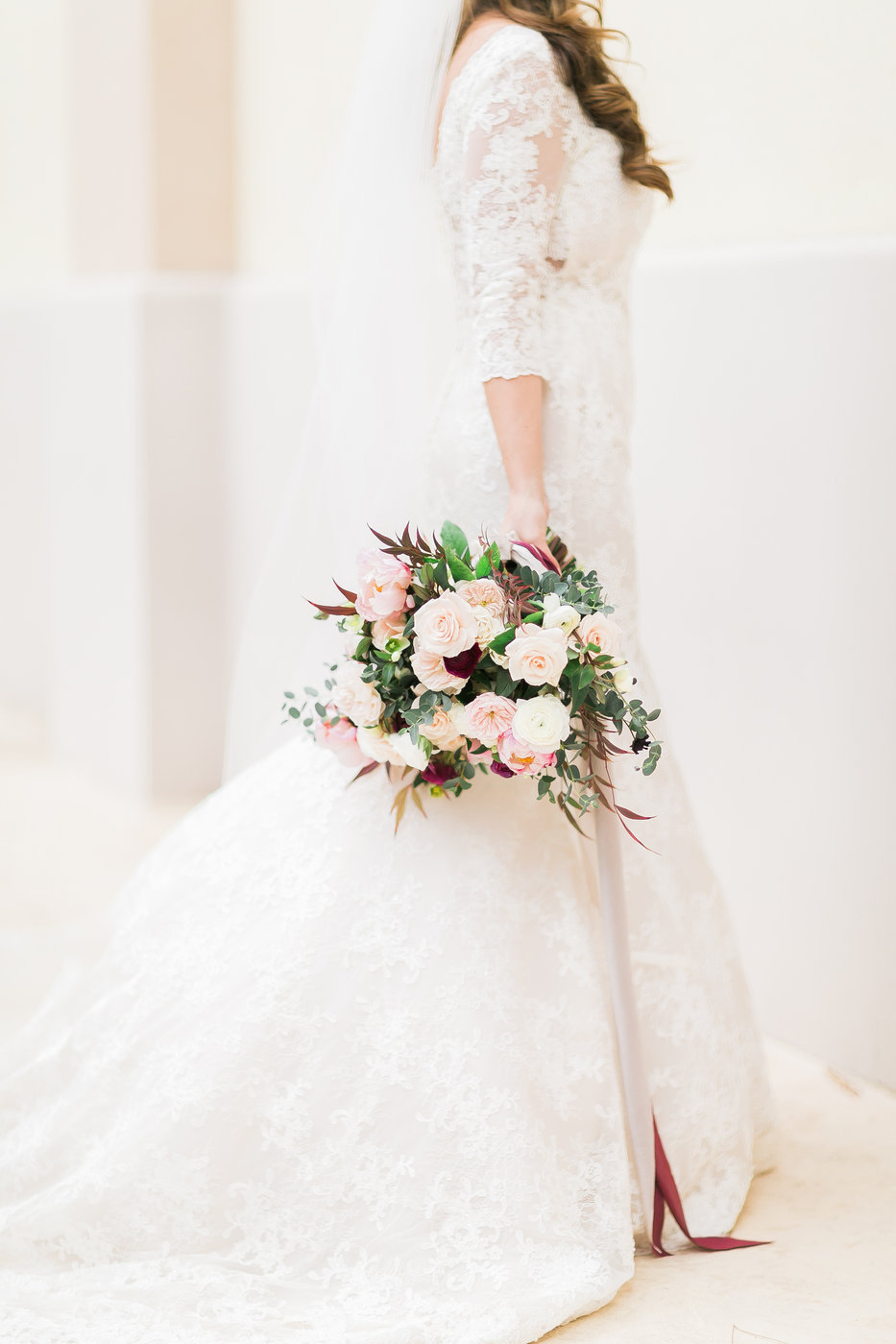 wedding bouquet kris bryant wedding.jpg