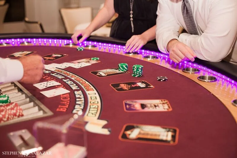 Black Jack Table