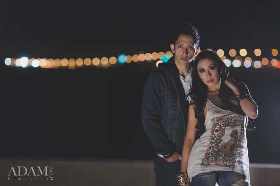 las-vegas-wedding-bride-groom-engagement-photo