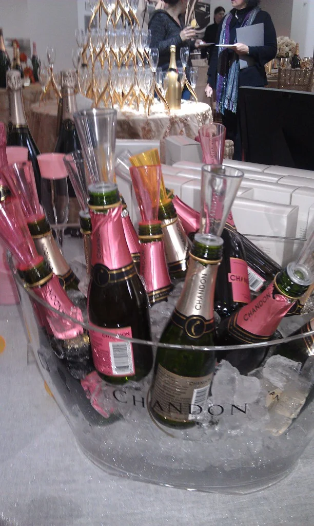 chandon rose with mini flute