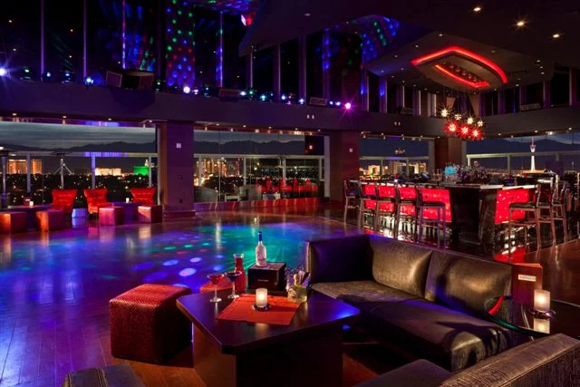 one six sky lounge dance floor