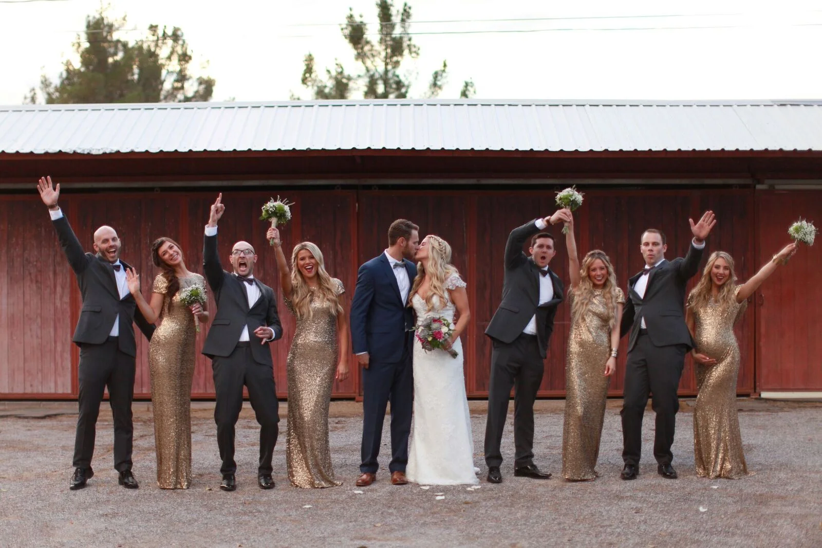bride, groom, bridesmaids, and groomsmen photos on the wedding day.