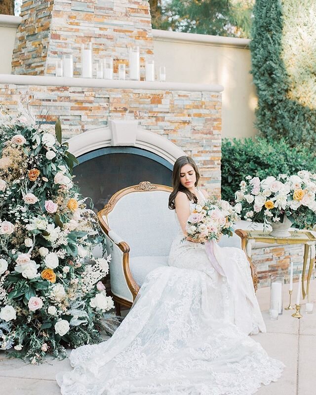 This is what I think I look like testing out the furniture at Home Goods. Take me back to this dreamy shoot and playing with pretty things! 
Photo: @tiffanysangsterphotography 
Floral: @girlluvsflowers 
Venue: @sienaweddings 
Model: @_jennlish_ 
Hair