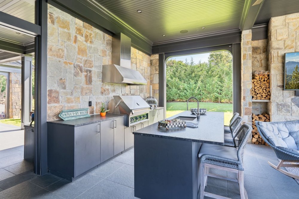 Outdoor Kitchens | Long Island Custom Kitchen Remodeling