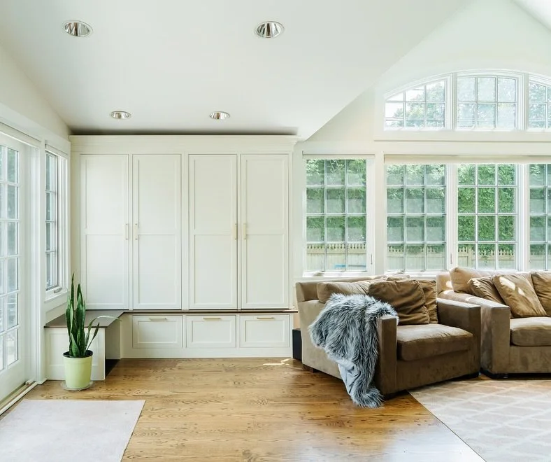 From cozy living rooms to chic wet bars, custom built-ins turn every space into a showstopper ✨&nbsp;

Kitchen Design @John_starck_jr
Interior Design @Houseof_meraki
Architect Patricia O&rsquo;Neill&nbsp;
Photography @timcreephotography