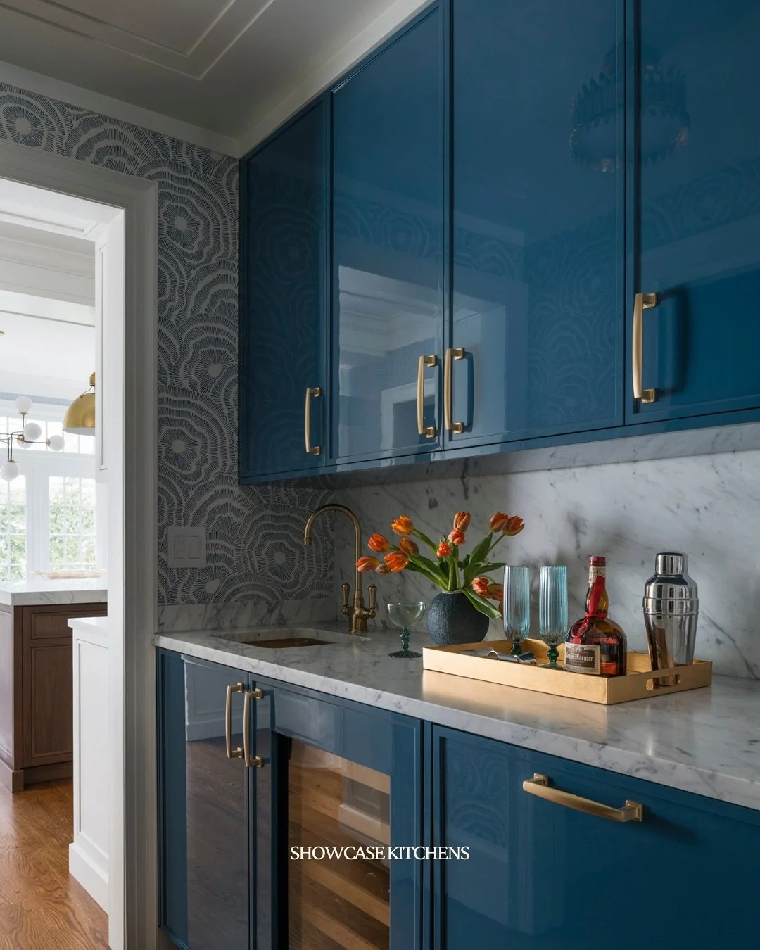 Small space, Big impact. Even the in-between spaces deserve their moment.

Kitchen Designer, @john_starck_jr 
Interior Designer, @keviemurphy 
Architect, #foxanddiehl 
Contractor, @iannonen 
Photography, @macchiaphoto