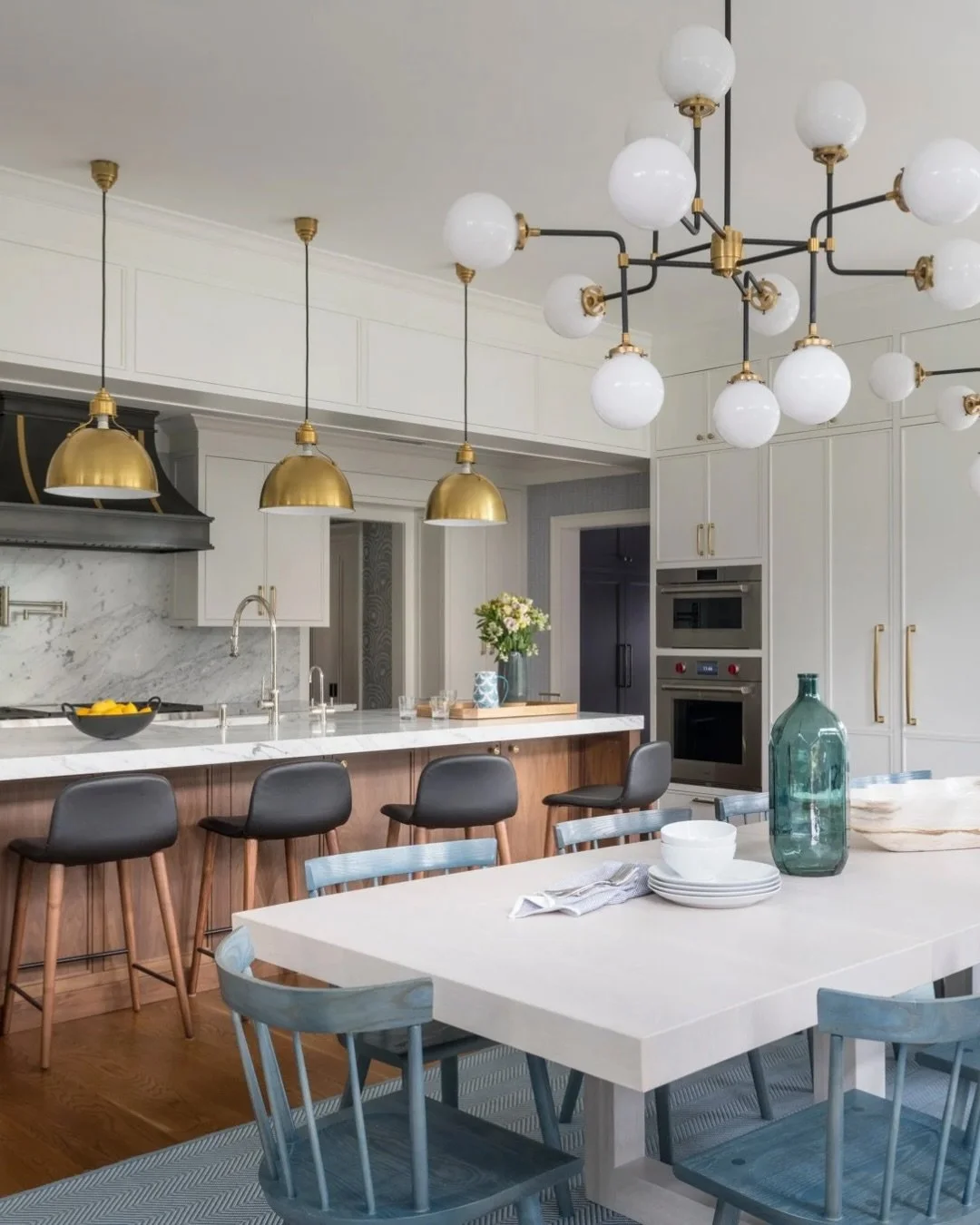 Imagine starting your day here.

Light pouring in.
Coffee brewing.
Everything exactly where it should be.

A kitchen that&rsquo;s calm, intentional, and made to support real life without compromising on style.

Interior Designer @kamurphyinteriors 
A