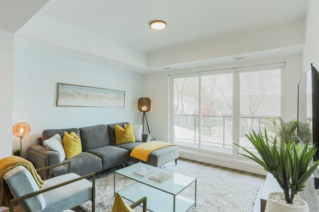 post-beach hangout spot ☀️ @mardonovmanagement