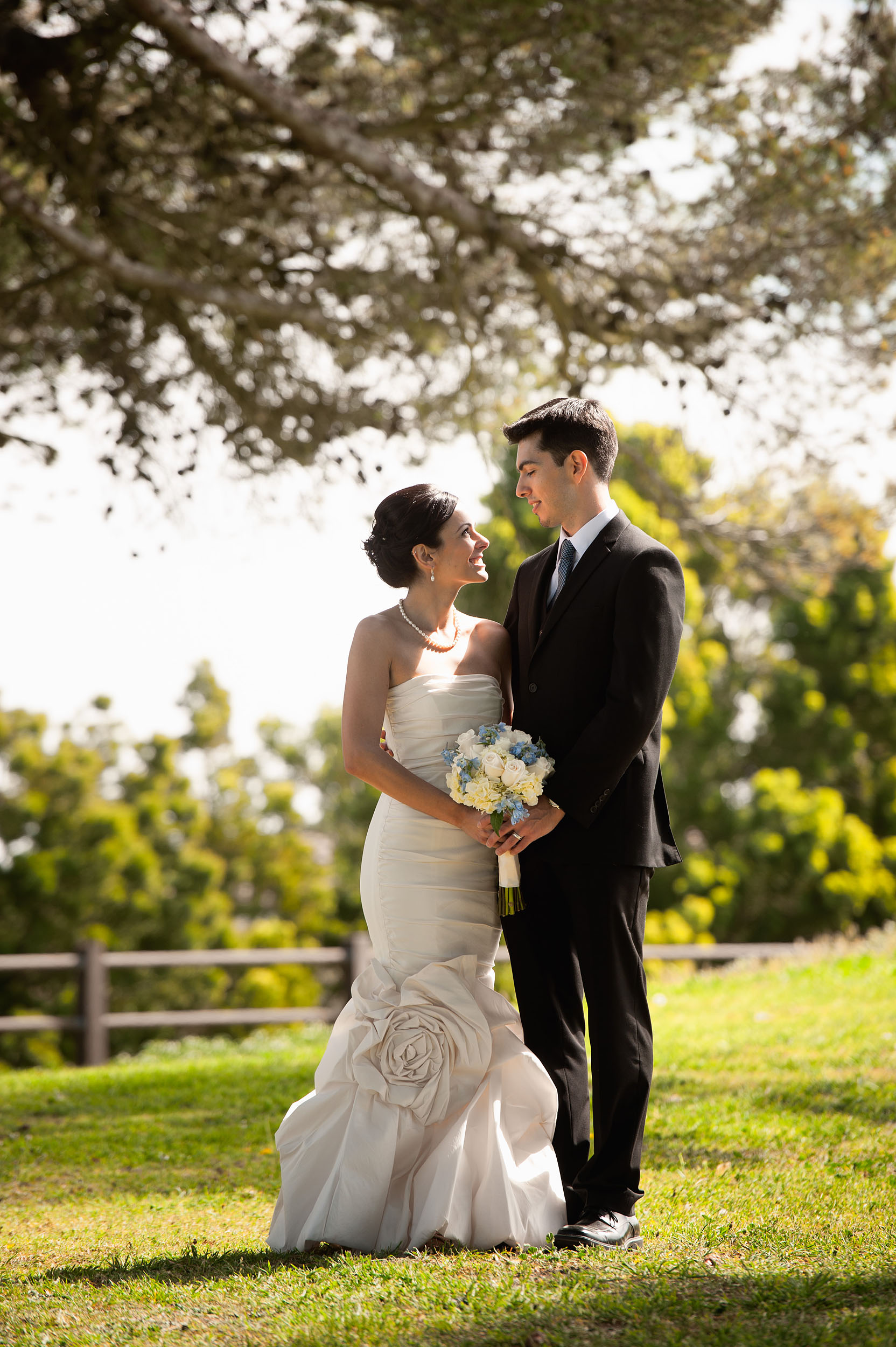 Bride and groom at Del Cerro Park in Rancho Palos Verdes.