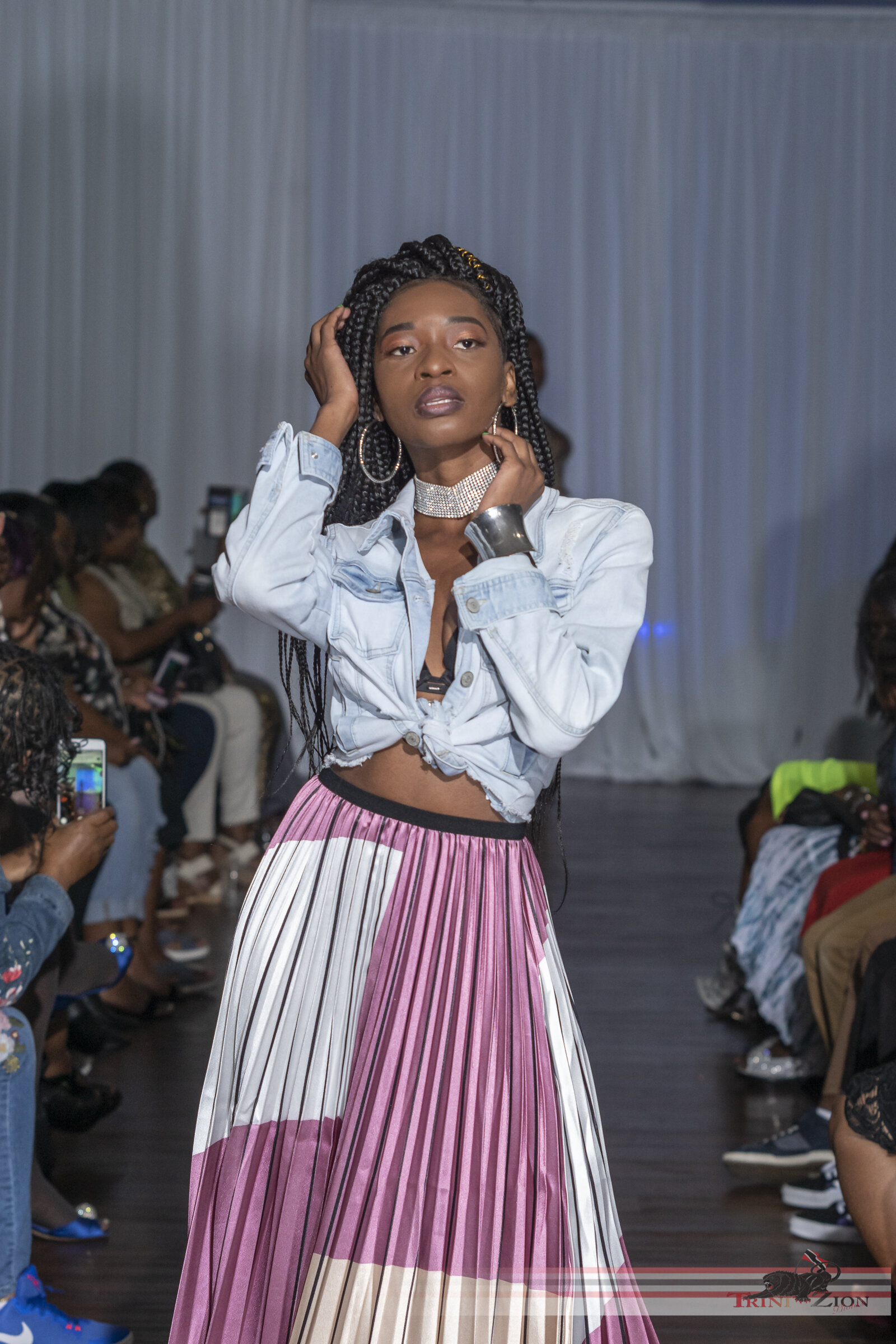 ExquisiteFashionShow2019-766.jpg