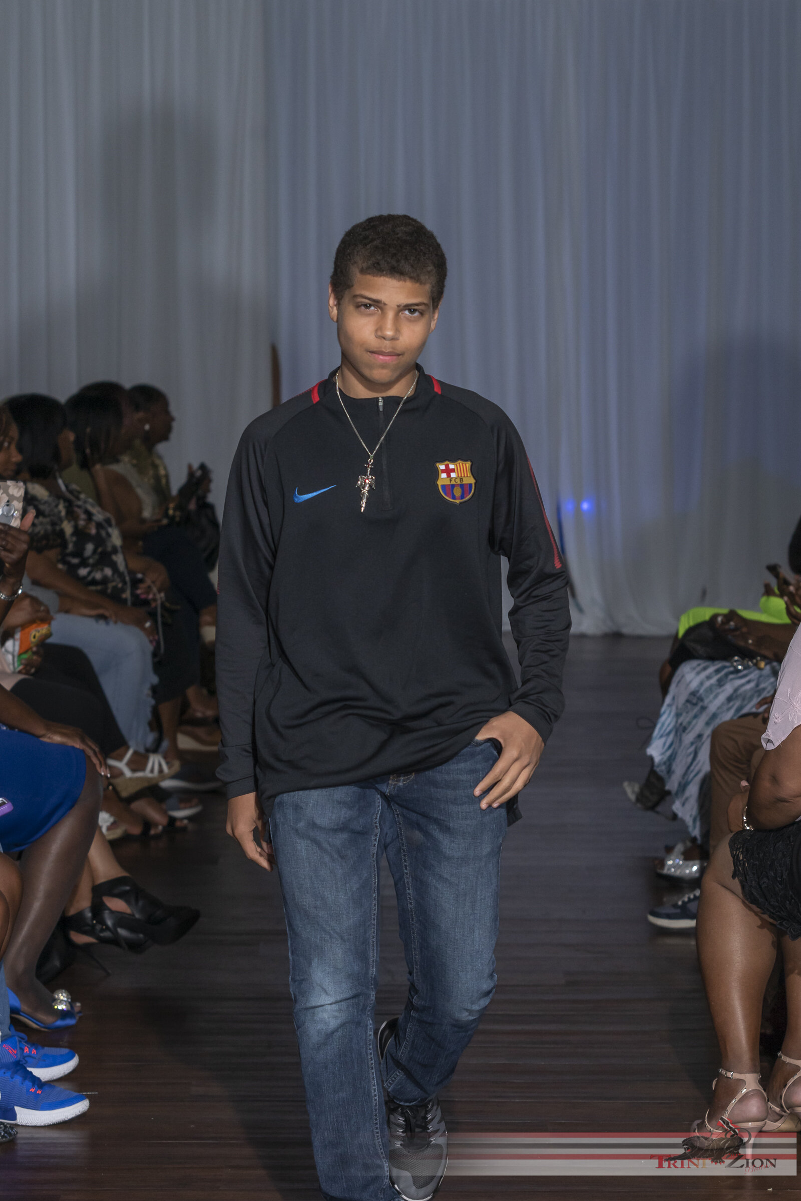 ExquisiteFashionShow2019-1030.jpg