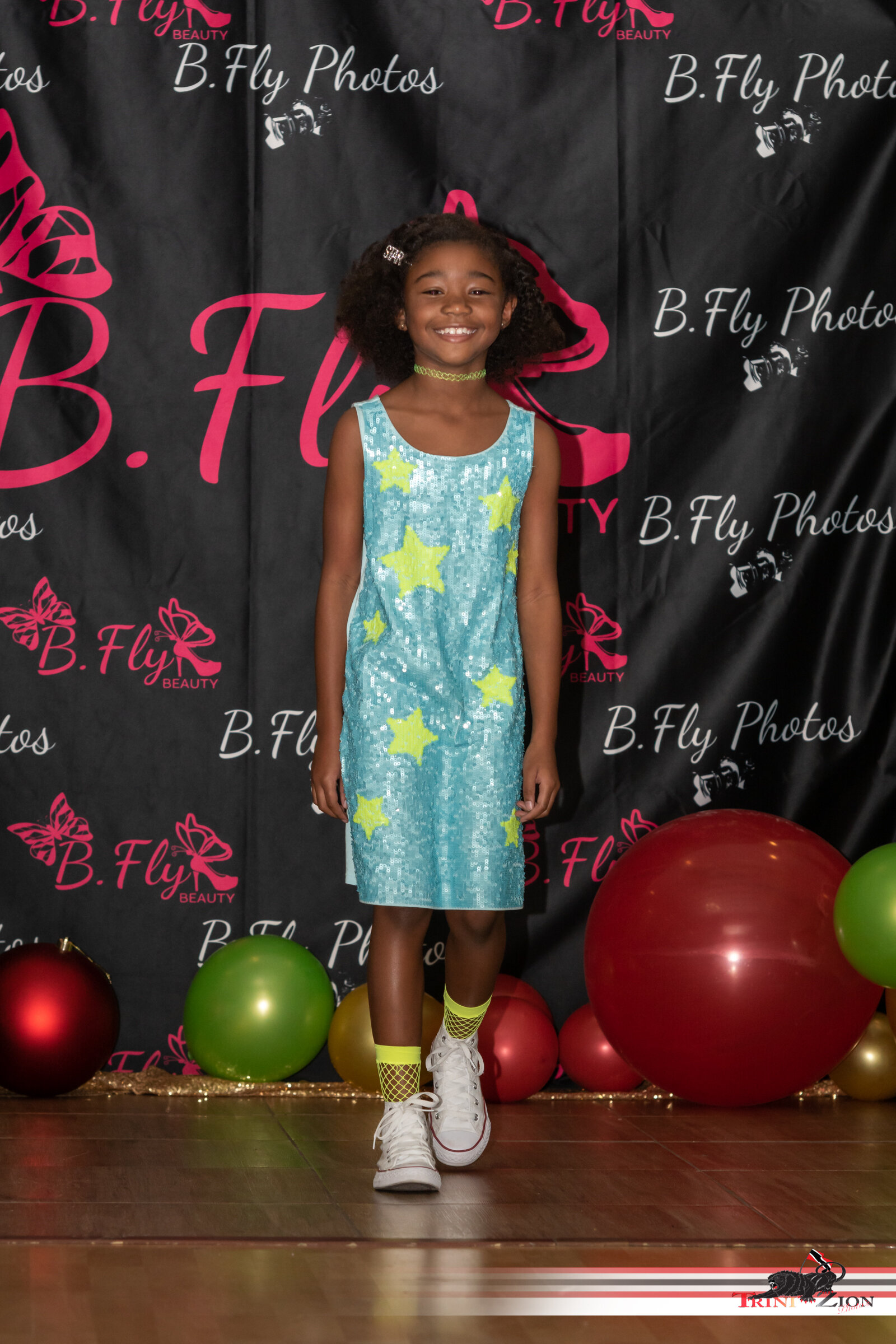 B.FlyFashionShow&ToyDrive -194.jpg