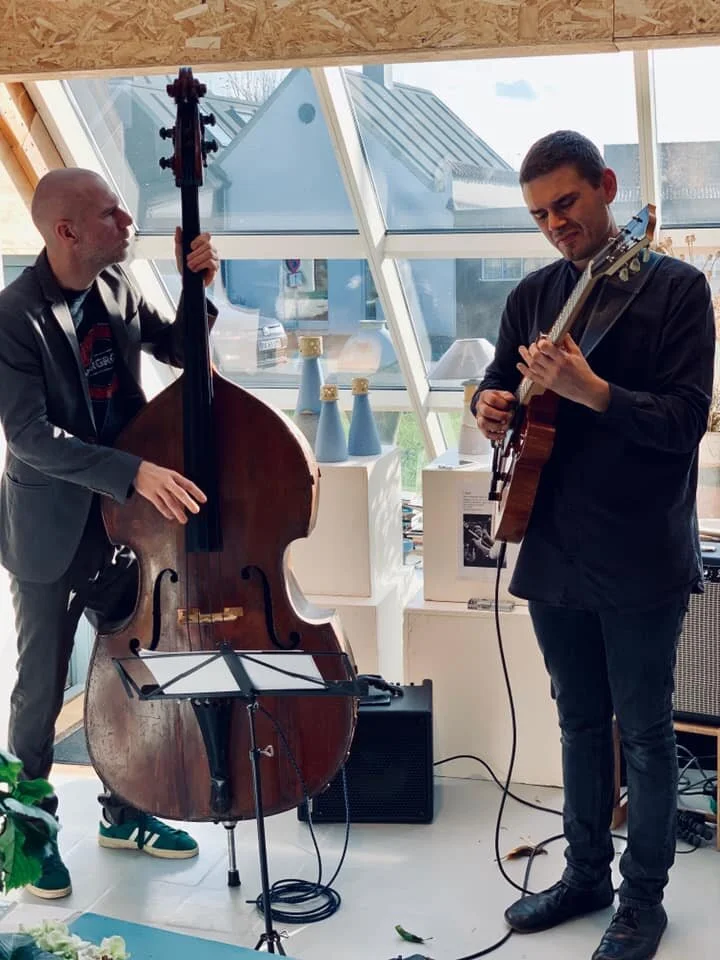 First koncert with my new Schottmuuller "Little Leona" guitar and amazing bass player Thomas Sejthen