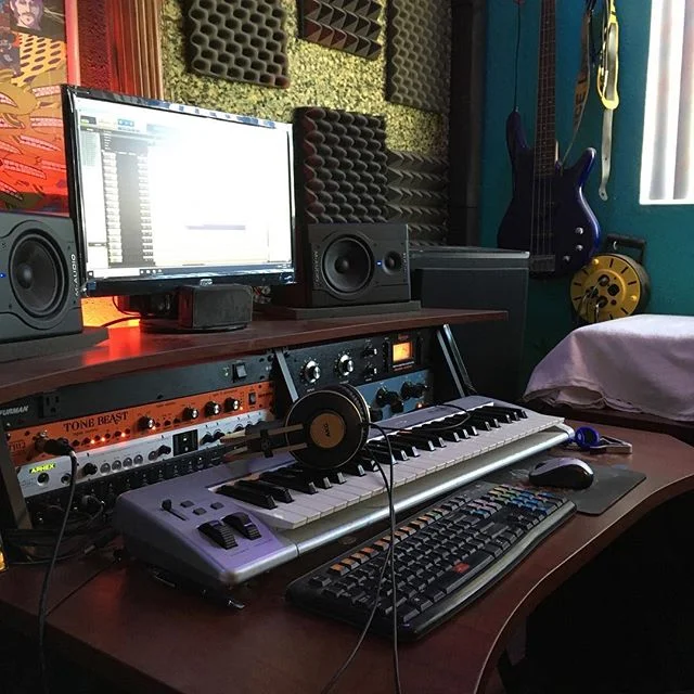 Hello everyone.  This is Ryan, (@ryan__smithers) Wailing Heap&rsquo;s newest drummer.  I am having such a blast jamming with James and Andrew!  Here&rsquo;s a few pictures from the past few months of what we&rsquo;ve been up to; recording an e.p, pra