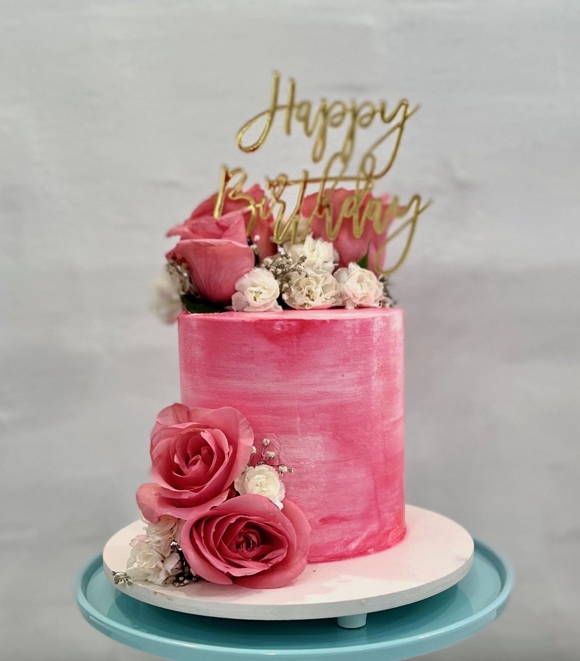 Louis Vuitton pink cake @sugarcreativebakery in 2023