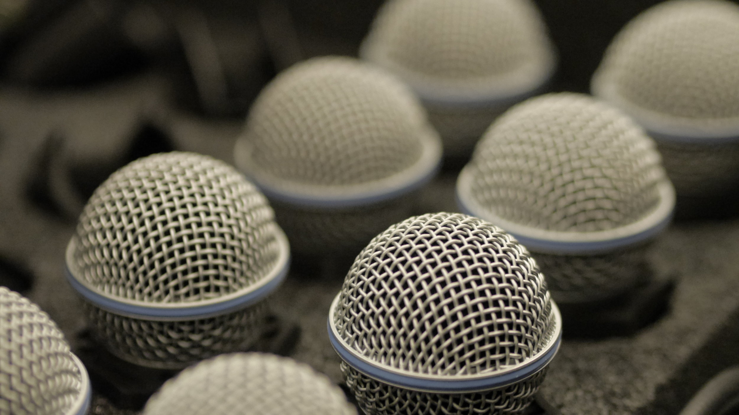 Mics close 1 .JPG