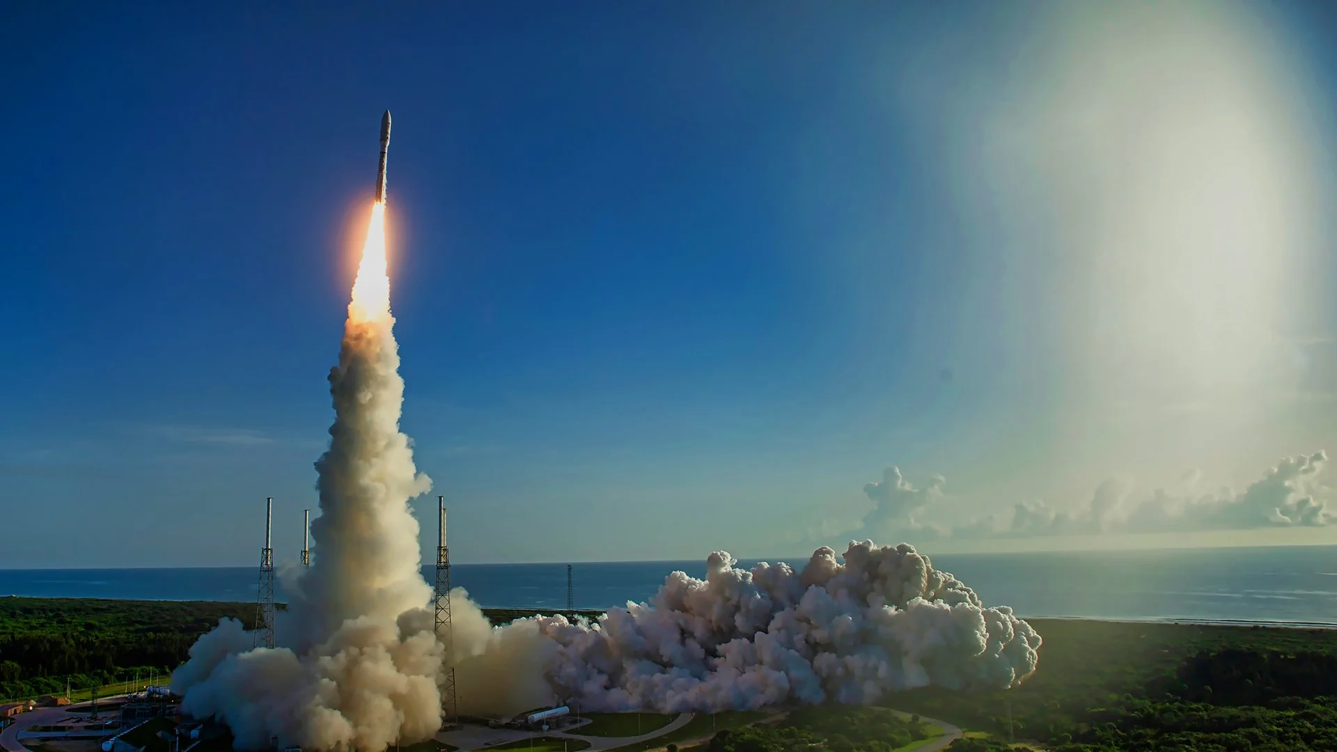 LM Web Header Launch Table.jpg