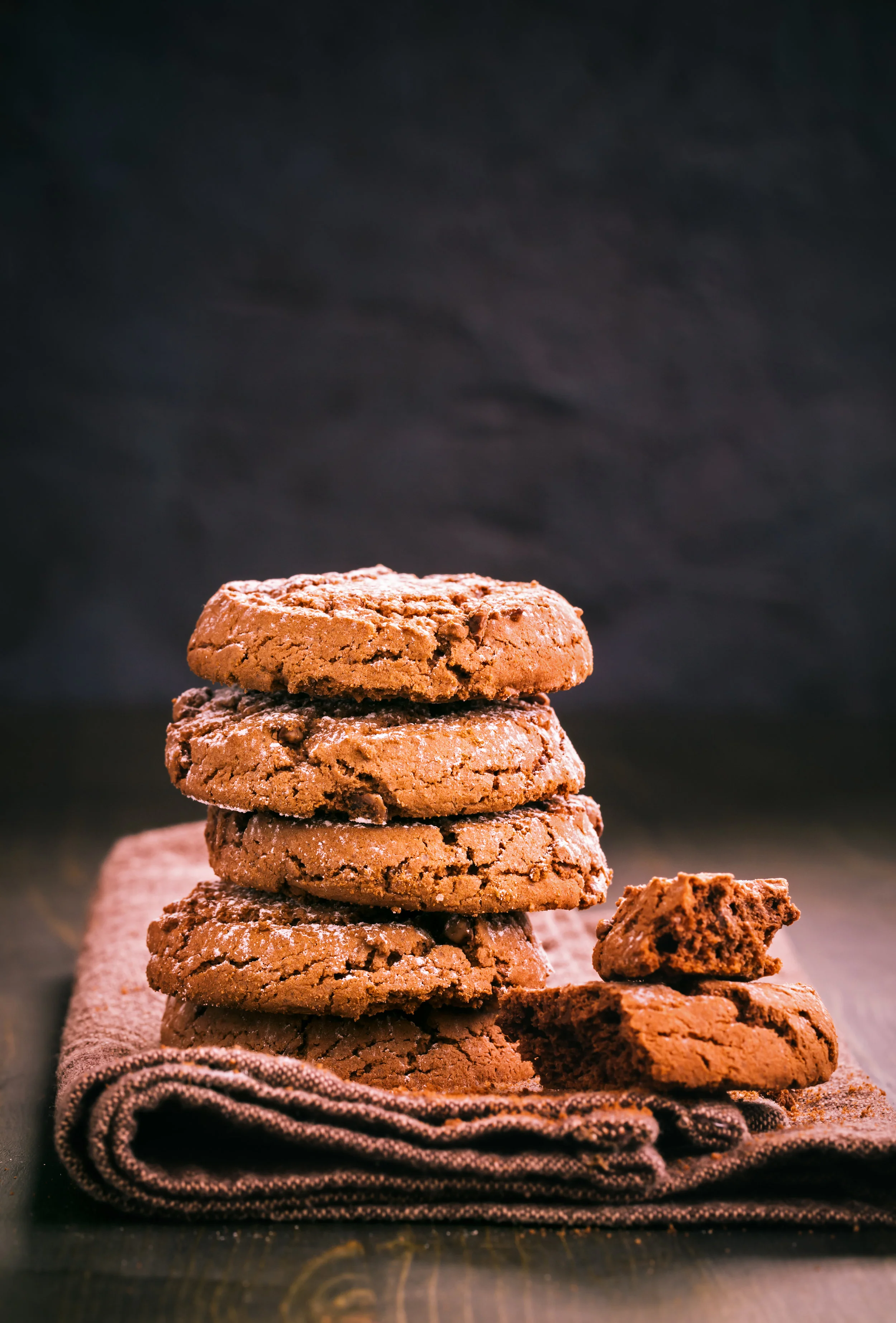 stack-of-cookies-PKDPB2Q.jpg