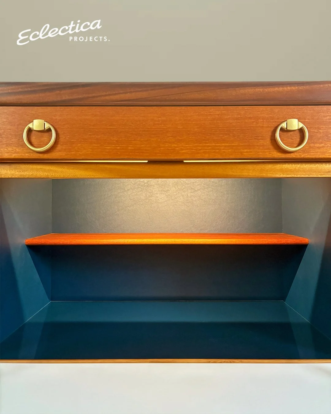 1970s_mid_century_Nathan_siderboard_with_lighting_by_Eclectica_Projects.jpg