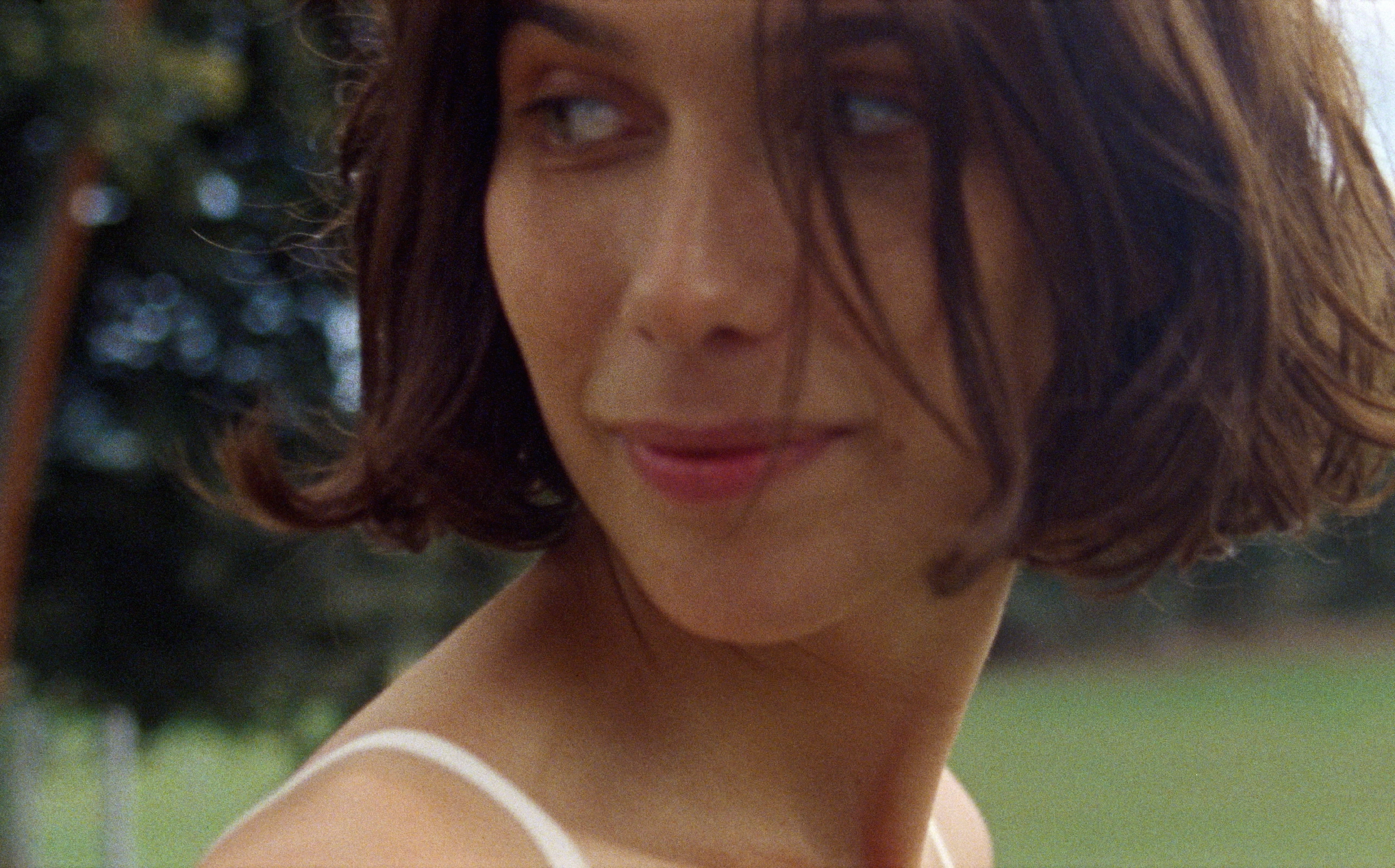 DIR CUT.00_00_46_14.Still011.png