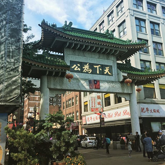 Bahstan, you cute

________________________________________________ #america #usa #roadtrip #travel #traveller #holiday #curious #boston #bahstan #chinatown #trucks #views #cityscape #skyline #cirytour #exploring