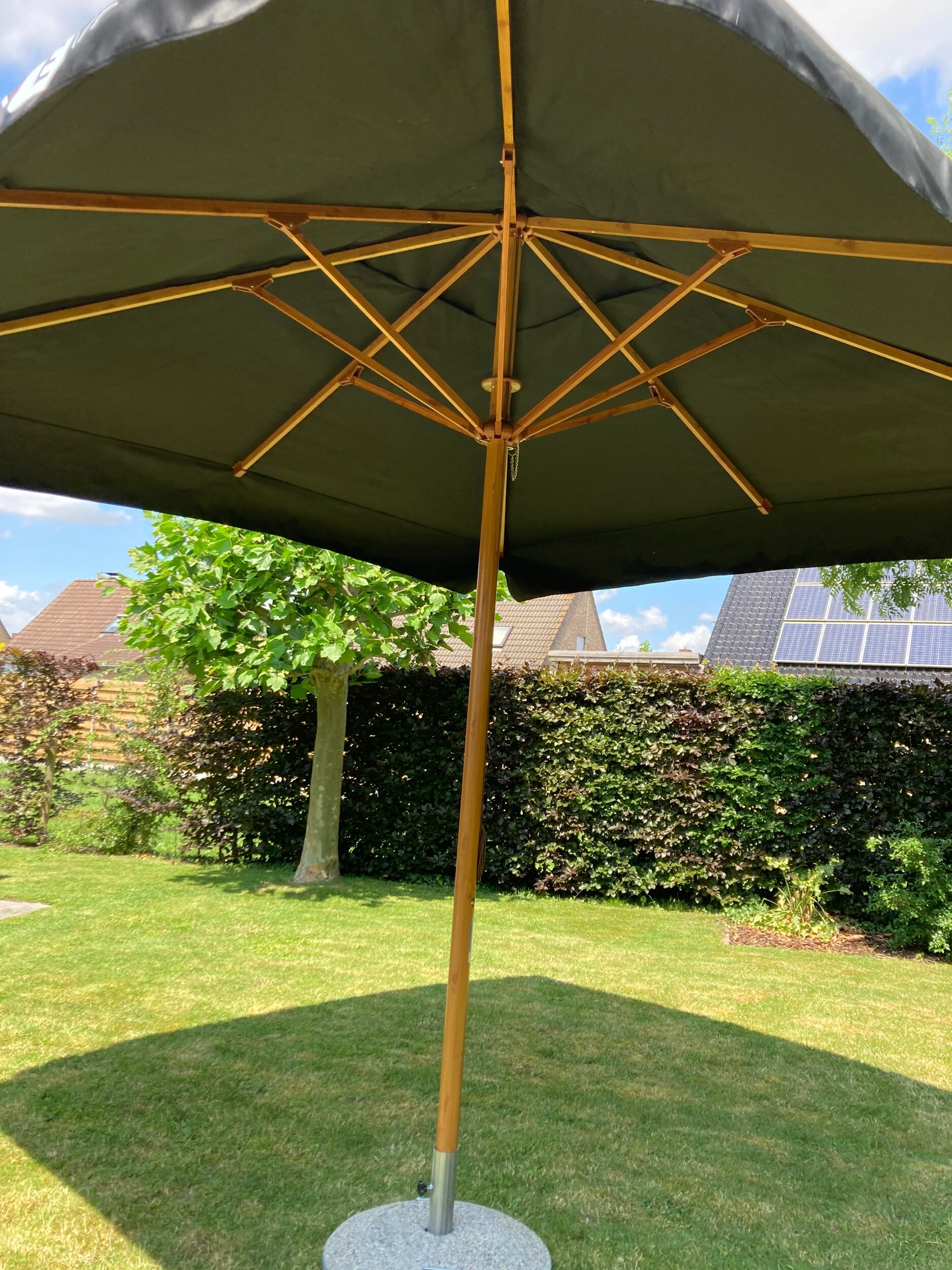 6FC7D2FC-6835-4949-B011-FD22E9C635AD