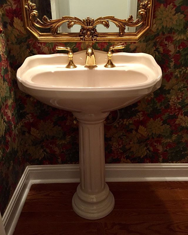 Pedestal sink? No problem. We set this pedestal with a vintage vibe last week. #plumbing #huntsville