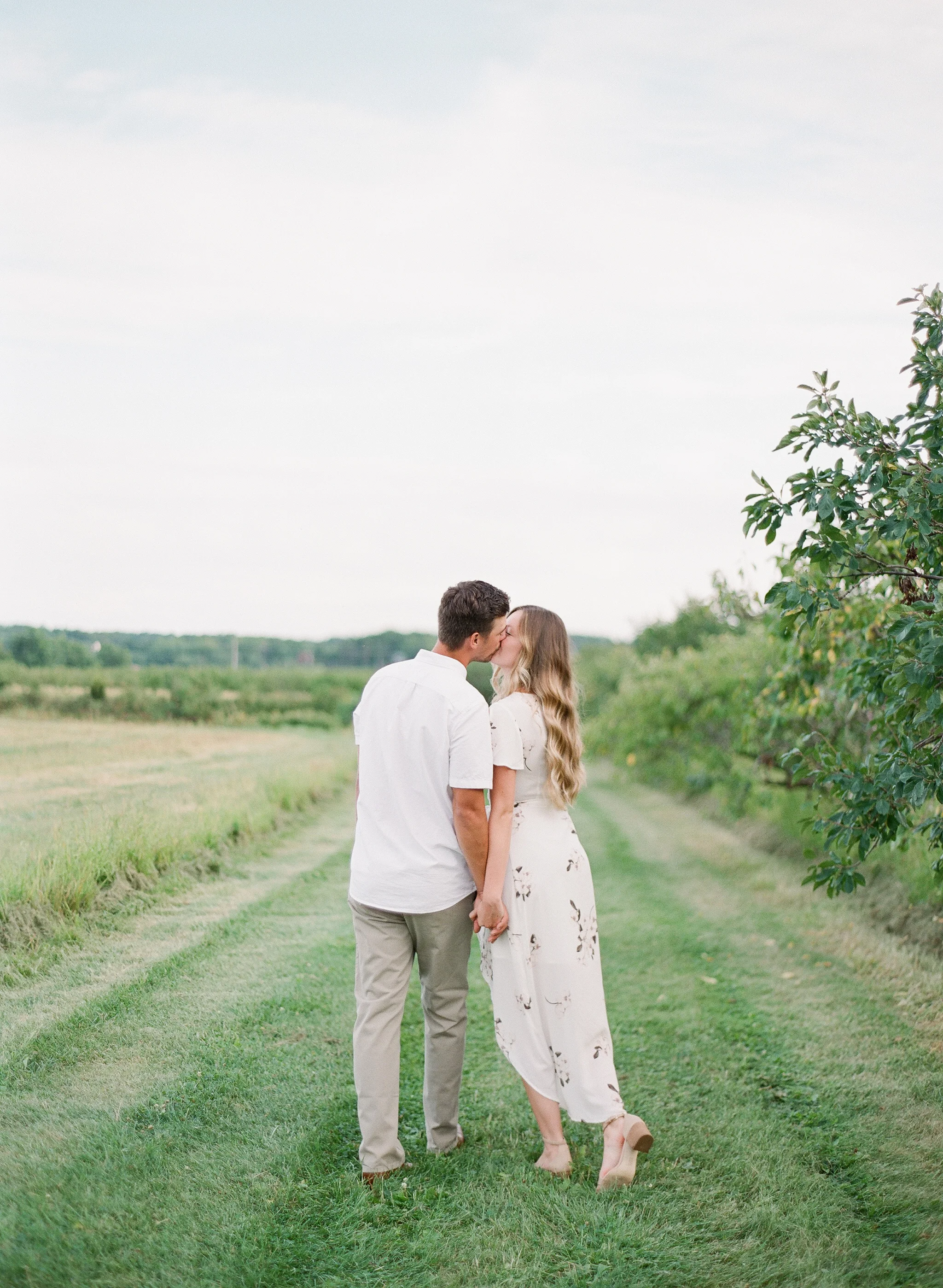 MEGANLAURAPHOTOGRAPHY-000093740015.jpg