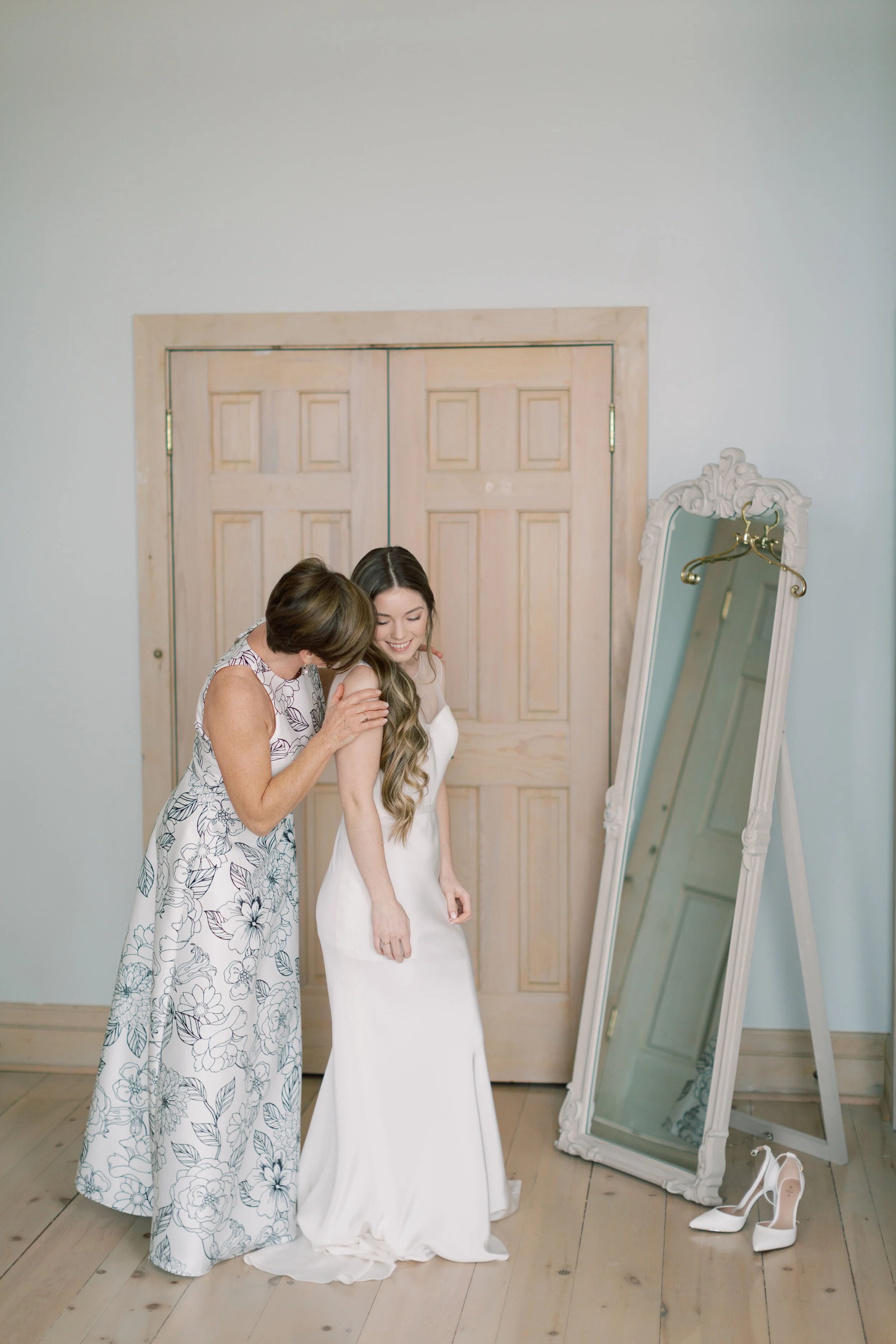 MEGANLAURAPHOTOGRAPHY-145.jpg