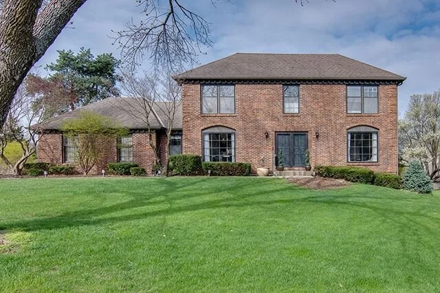 Ever dream of living in Leawood? Here is your chance! 4bed/3bath home in Verona Hills. Listed at $415,000. Contact me for more details!
#leawood #leawoodks #realestate