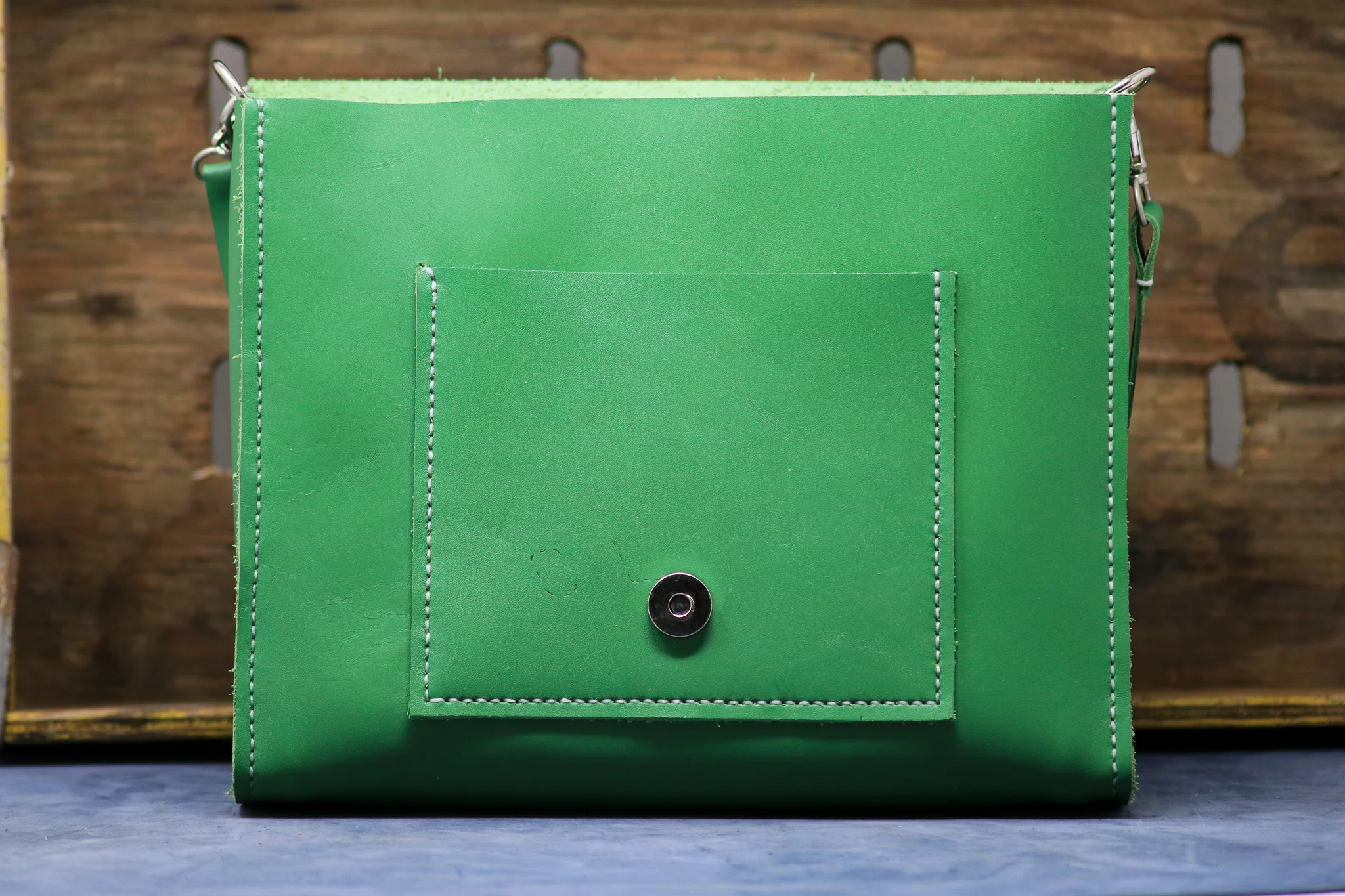Green Crossbody Bag - 02.jpg