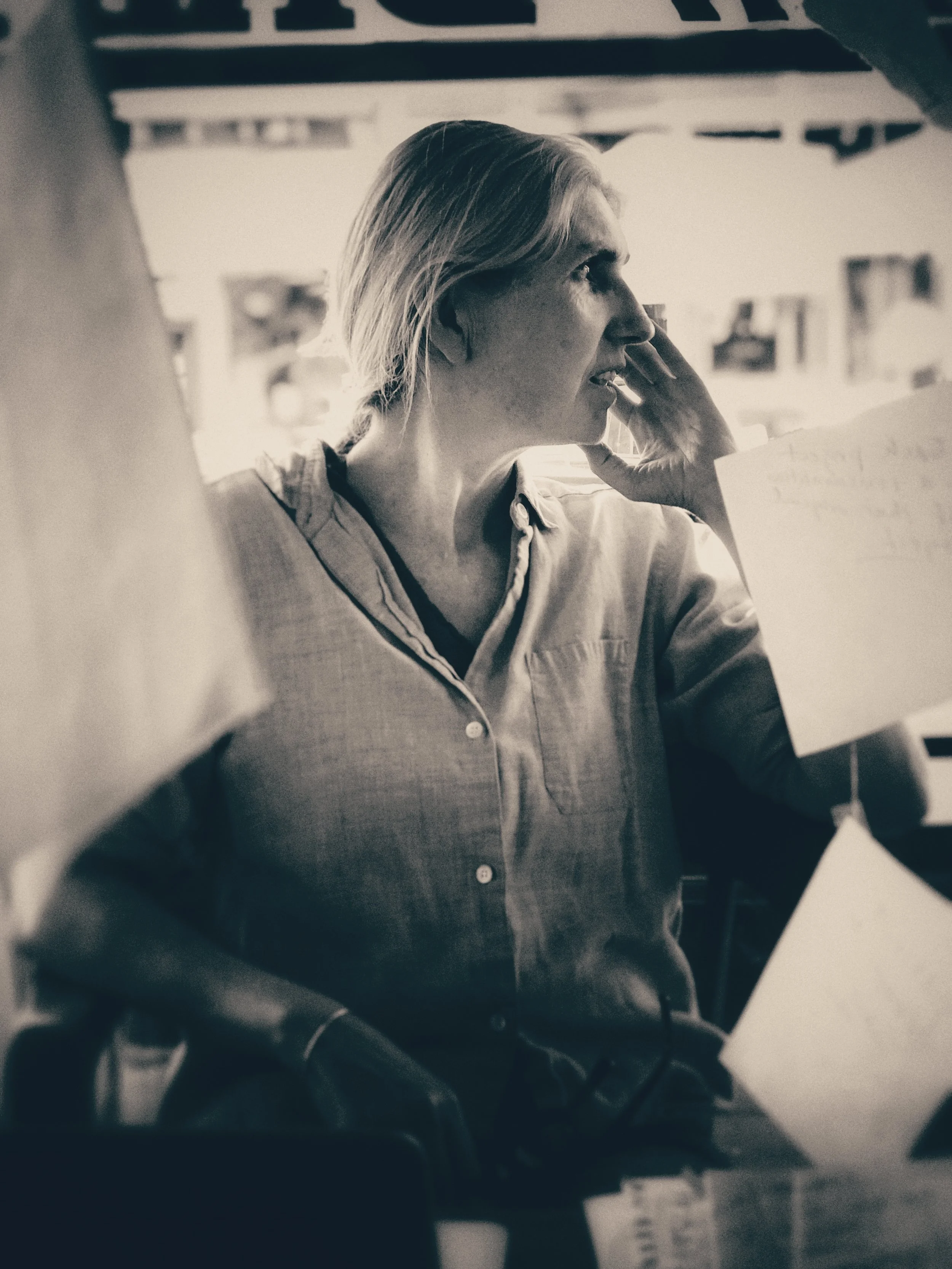 Writer In the Window_Maureen Cummins2 _© Loel Barr..JPG