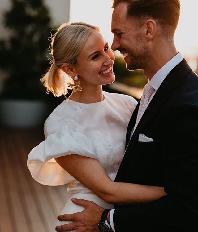 The day should be stress free and full of love, laughter and pure joy!  @lovestonedbridal using @RepostRegramApp - A beautiful real bride of one of Lovestoned favourites designers @alcalinebride
Photography @mirandastokkel