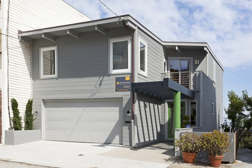 Just Listed - 675 Grand View Ave