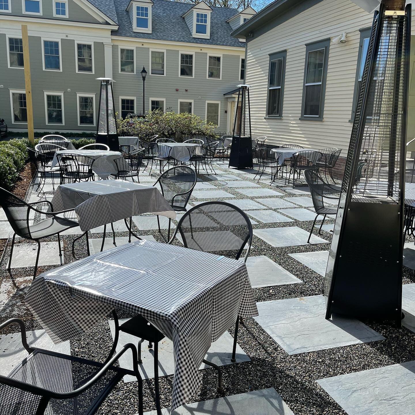 Norwich inn 1.jpg