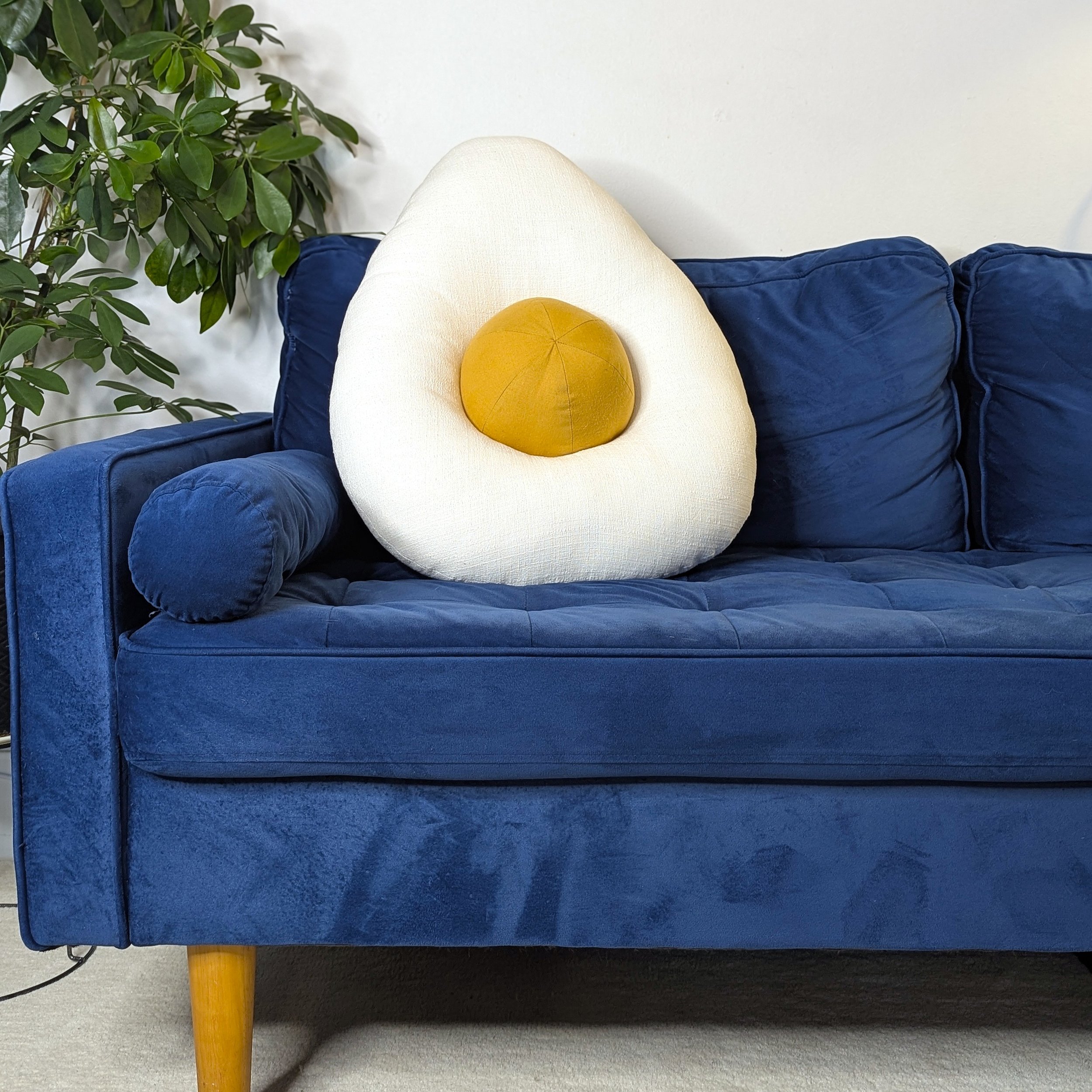 Ollo-Pillow-Square2.jpg