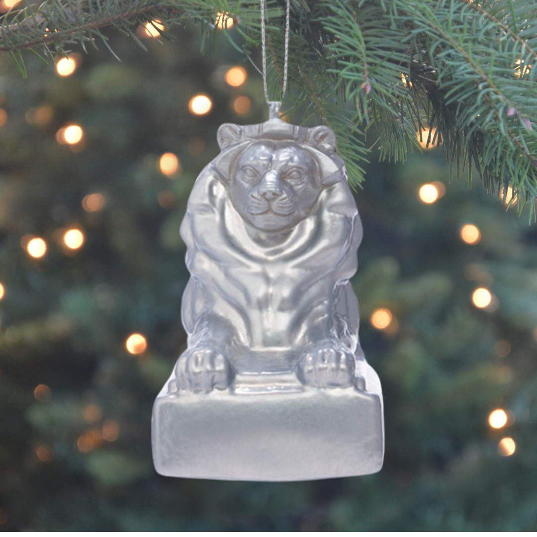 Lion front 1080 x 1080.png