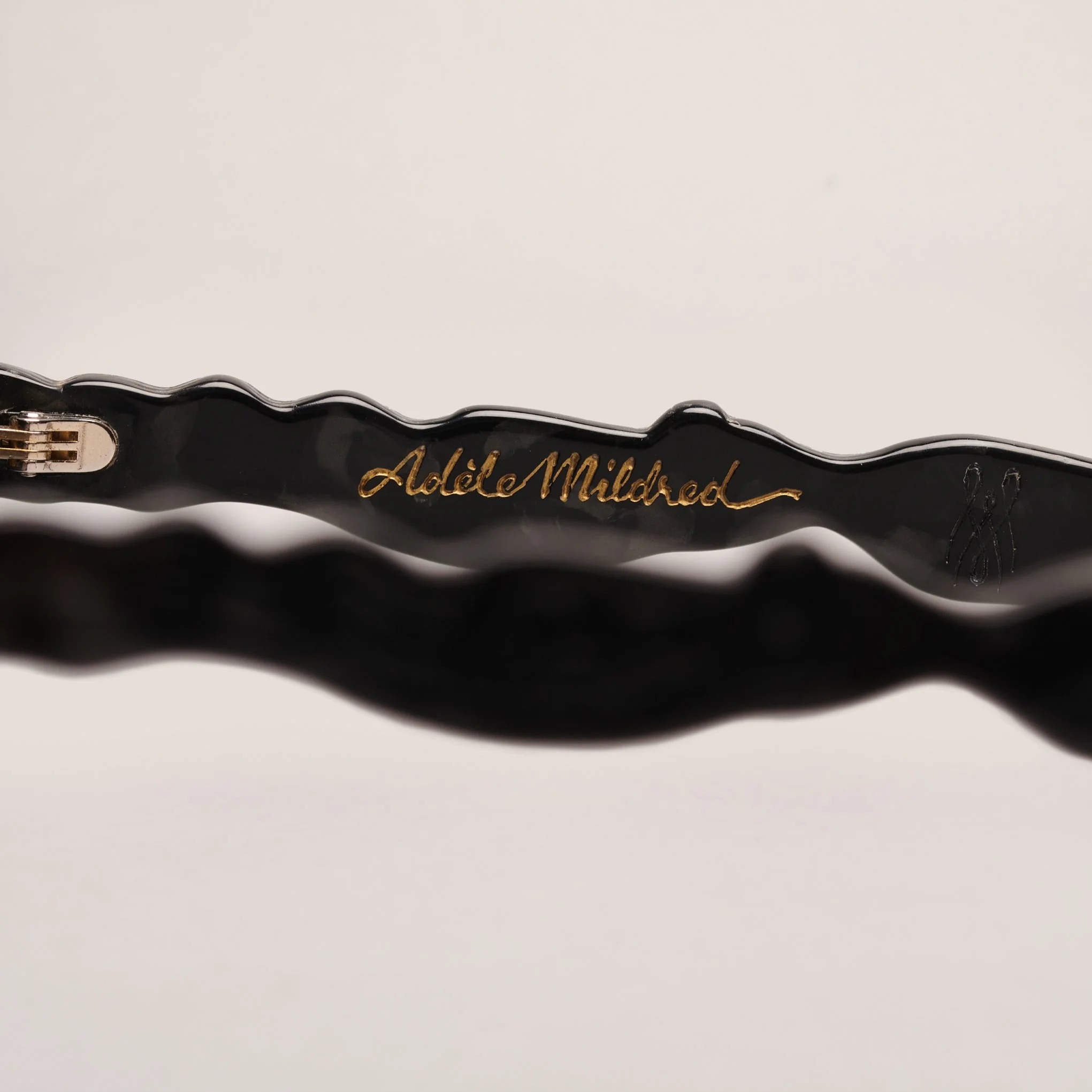 ESTHER_HOOD_Adele Mildred_blackMOPtempleAM.jpg