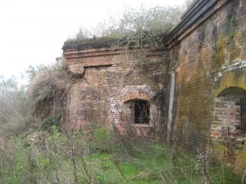 Fort Macomb