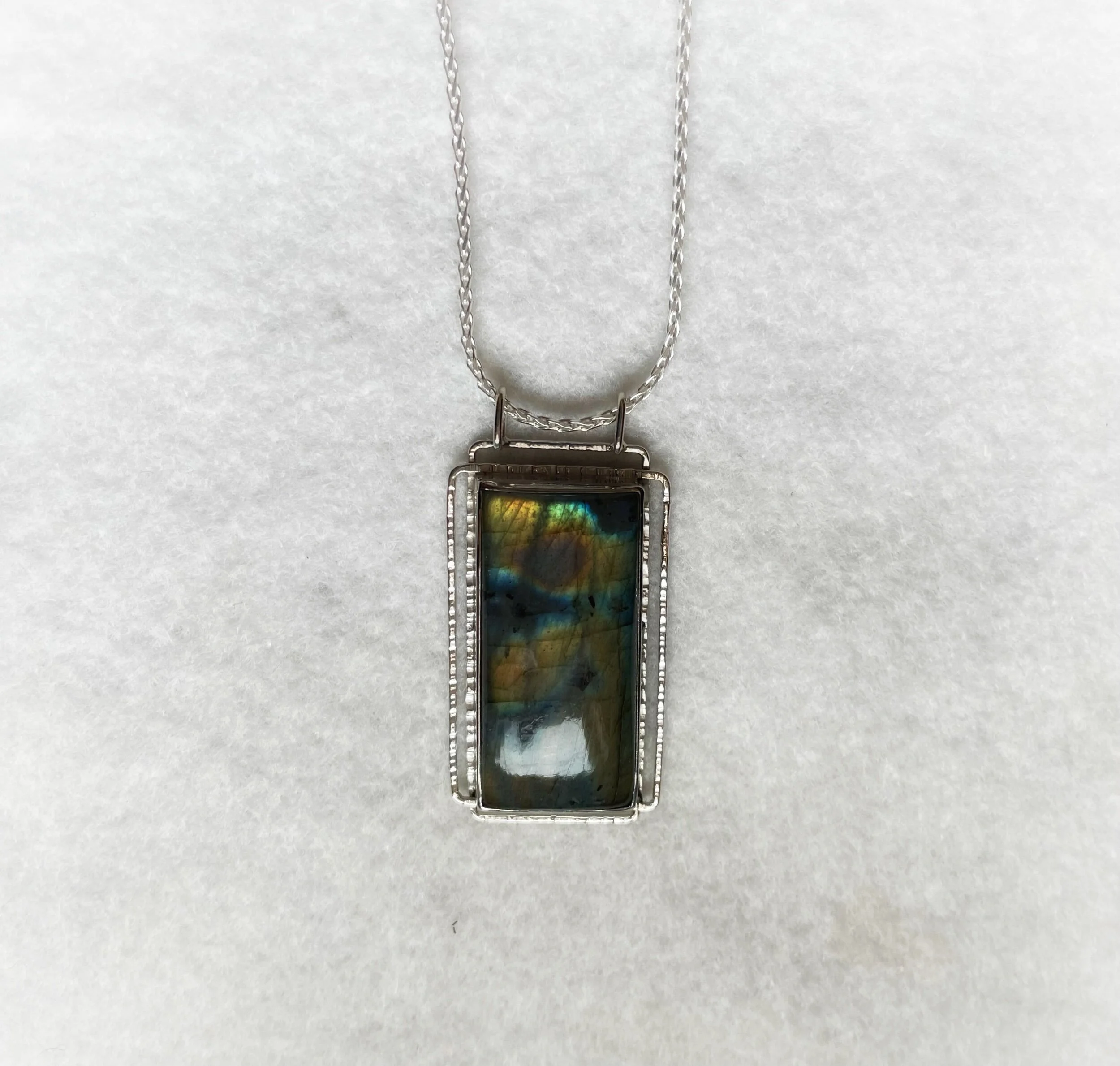 03189370-562A-467A-86E8-65F0867B61B6