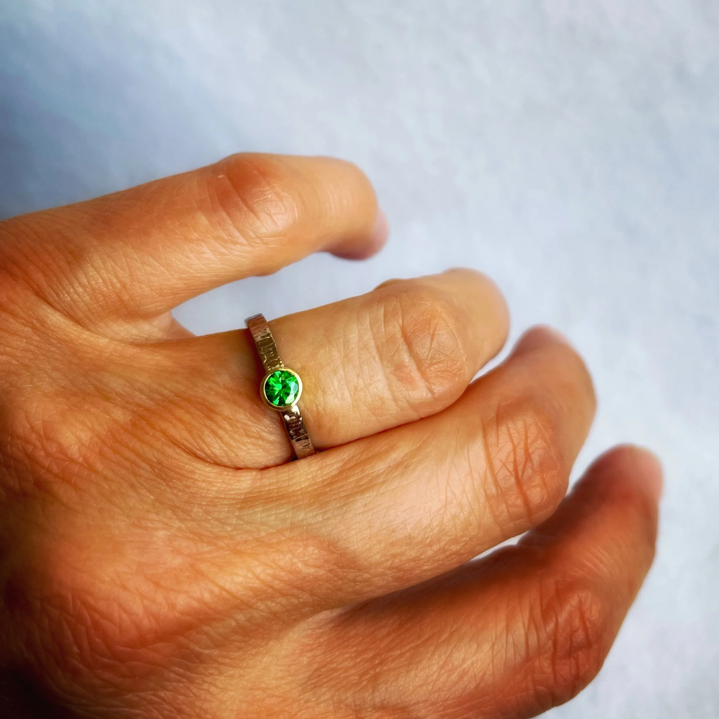 2EAA6CD6-FD97-4624-AE1F-34C8CFCD674F