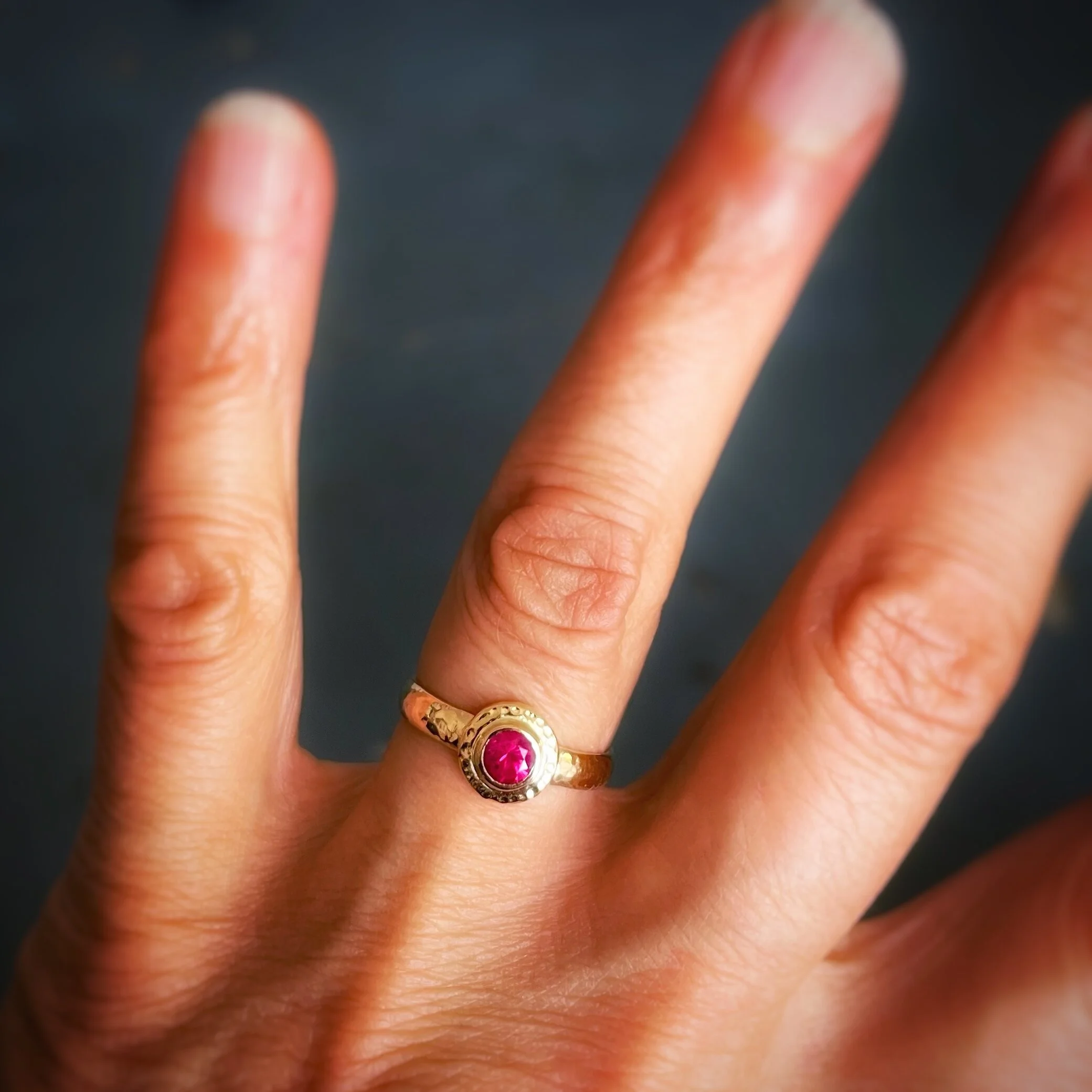 C10C9901-DAAA-4A41-903E-FEACCAEE8A3B