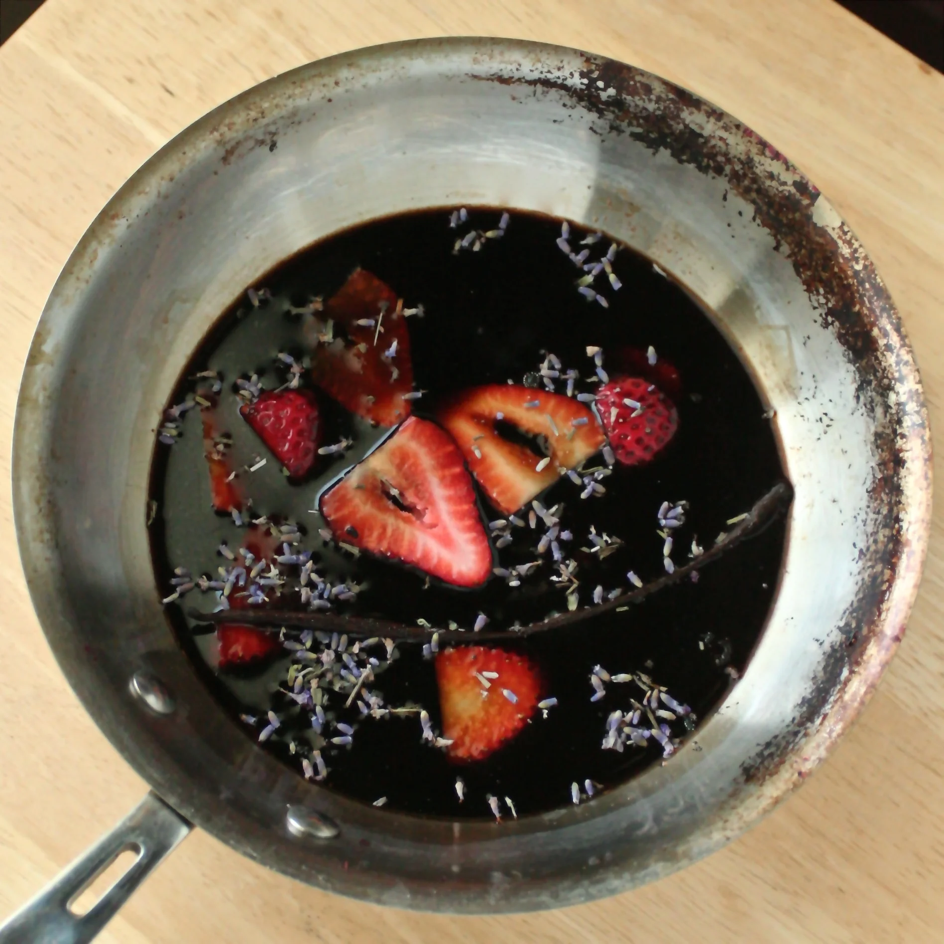 strawberry-lavender-balsamic reduction.jpg