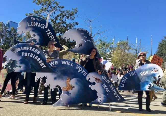 bluewave.jpg