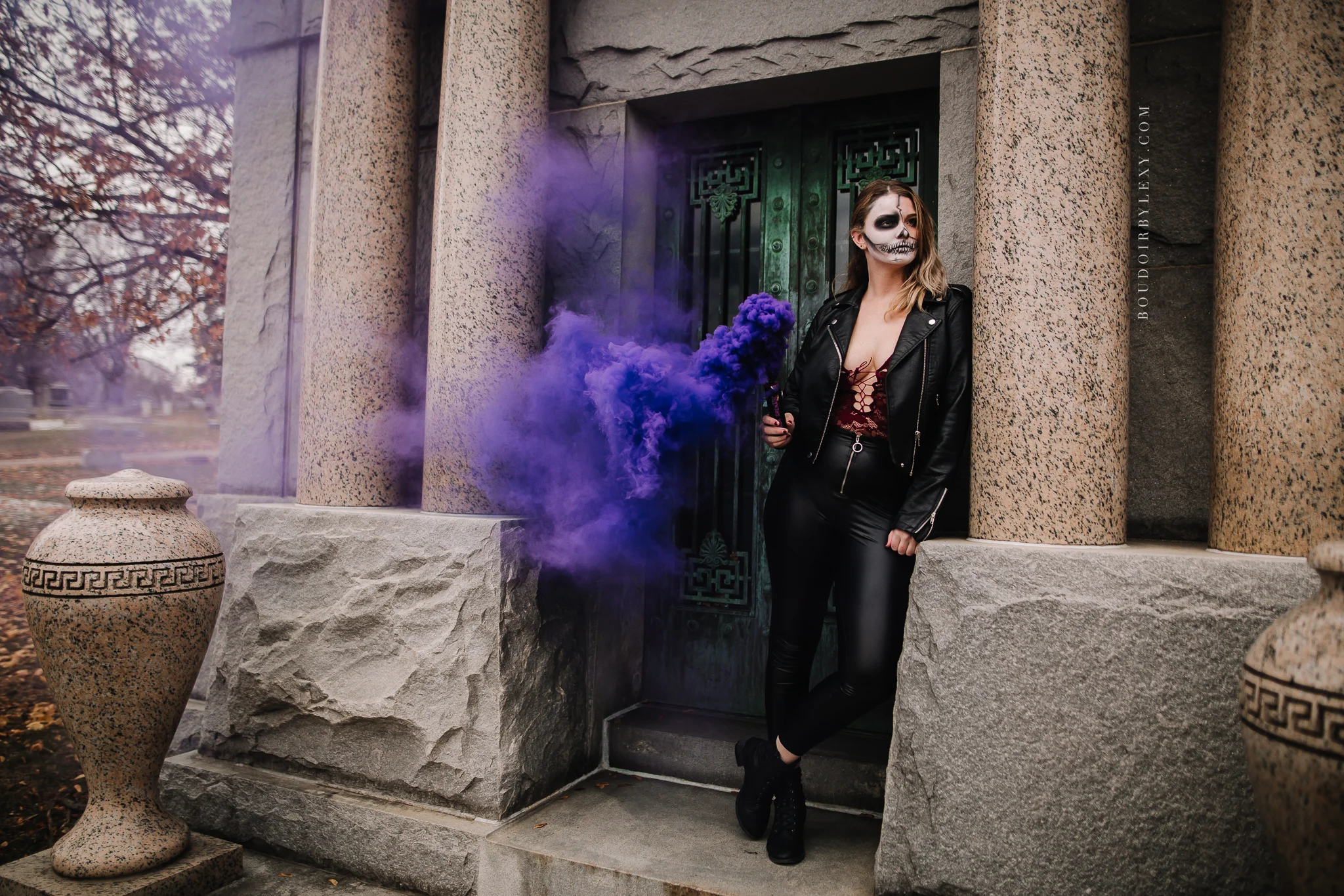 SMOKE BOMB BOUDOIR SPOOKY BOUDOIR BY LEXY CEDAR FALLS IOWA-2.jpg
