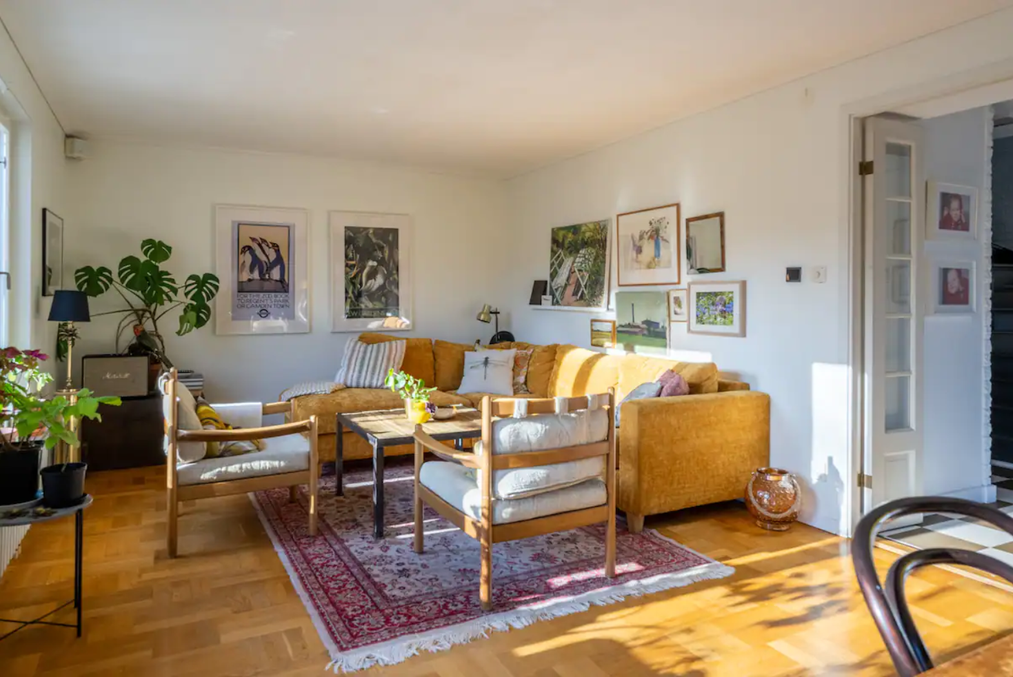 Stay: Airbnb - Quiet Oasis Near Central Stockholm