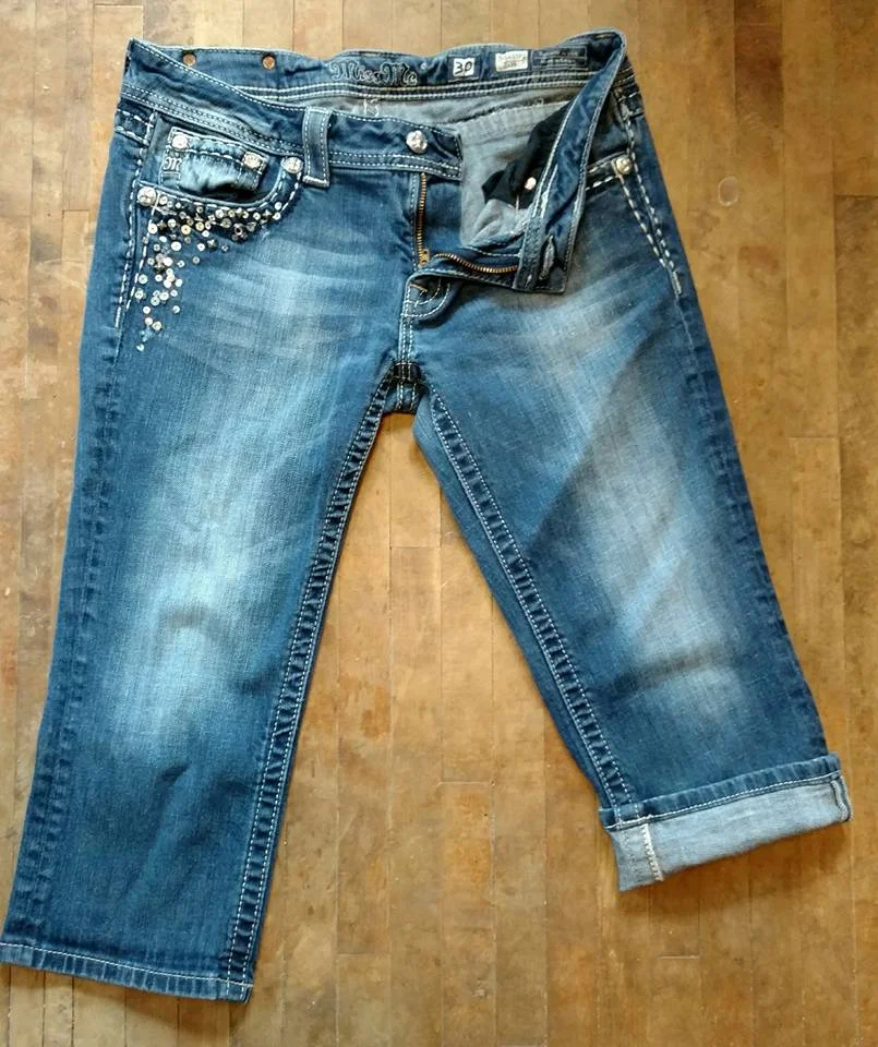 Miss Me Capri Jeans