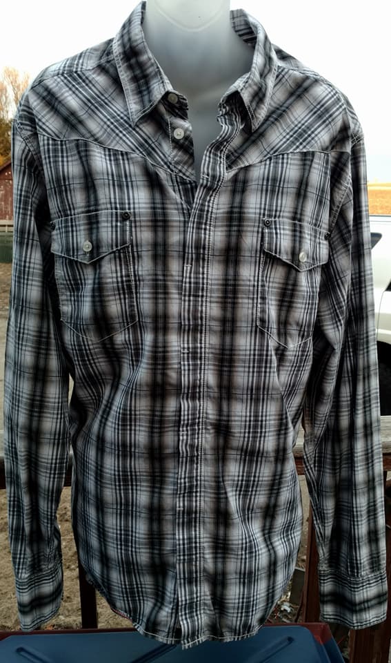 DKNY Men's XL Button-up Shirt